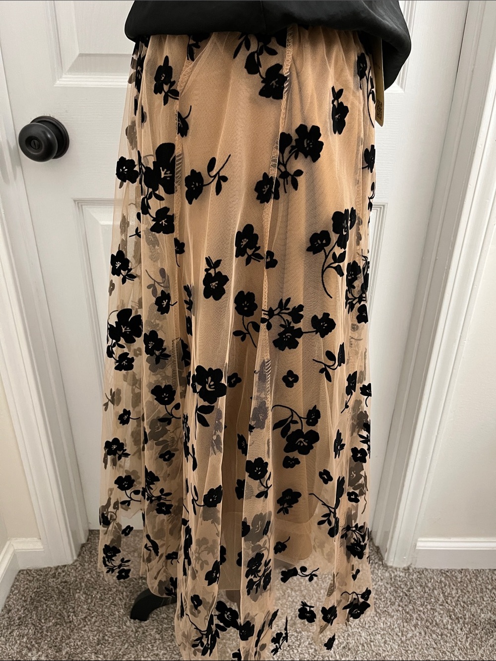 Chicwish Black Floral Appliqué Beige Tulle Midi Skirt - Picture 2 of 5